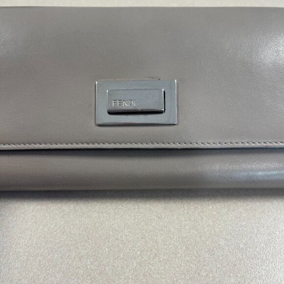 FENDI Peekaboo Leather Continental Wallet w/Turnlock - Greige - Preowned - Picture 3 of 15